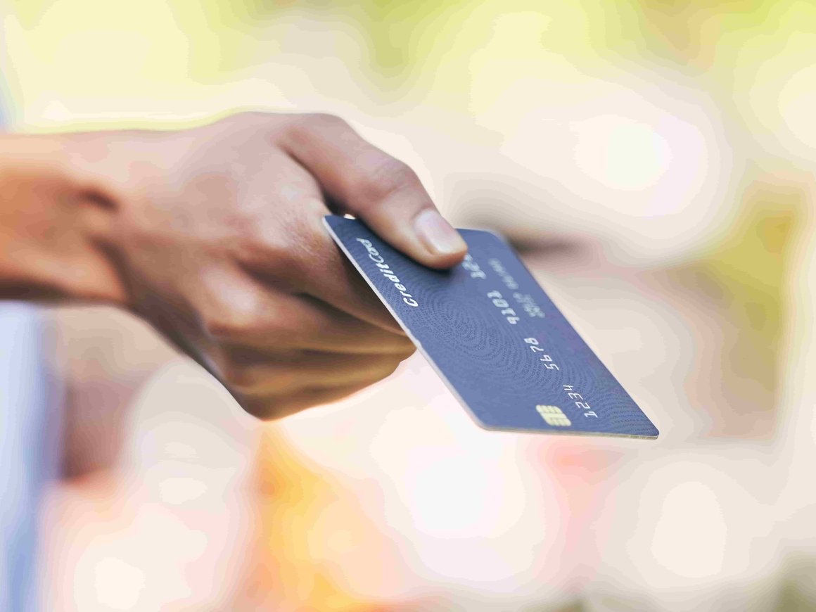 Иностранным банкам разрешили открывать филиалы в России