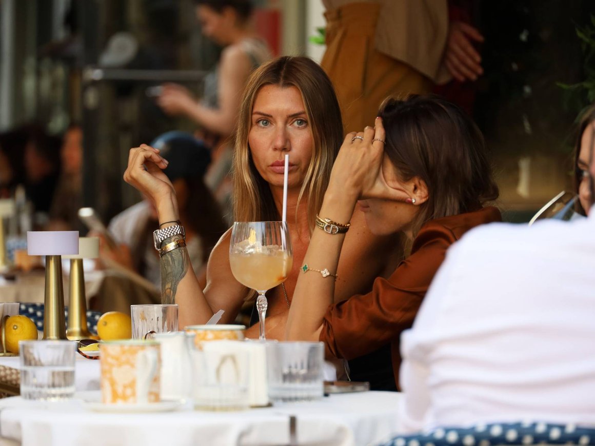 В Подмосковье ужесточили правила продажи алкоголя на летних верандах