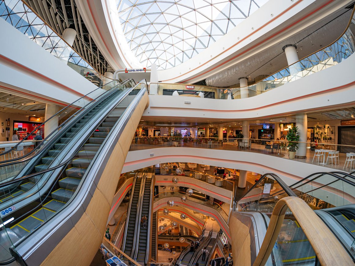 Спрос на люксовые бренды у россиян за год вырос на 70%