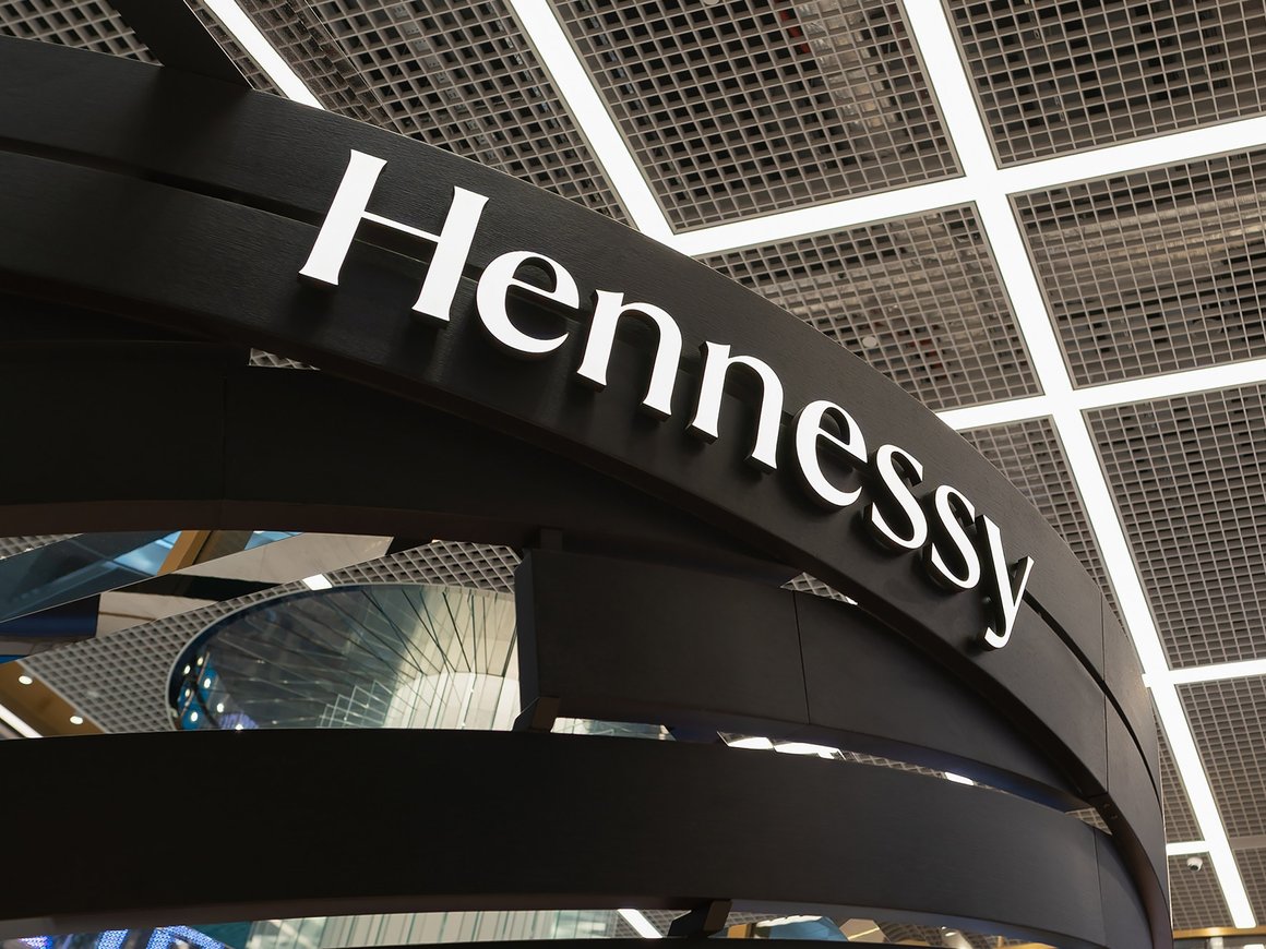 Производитель Hennessy подал в Роспатент заявки на бренды элитного коньяка