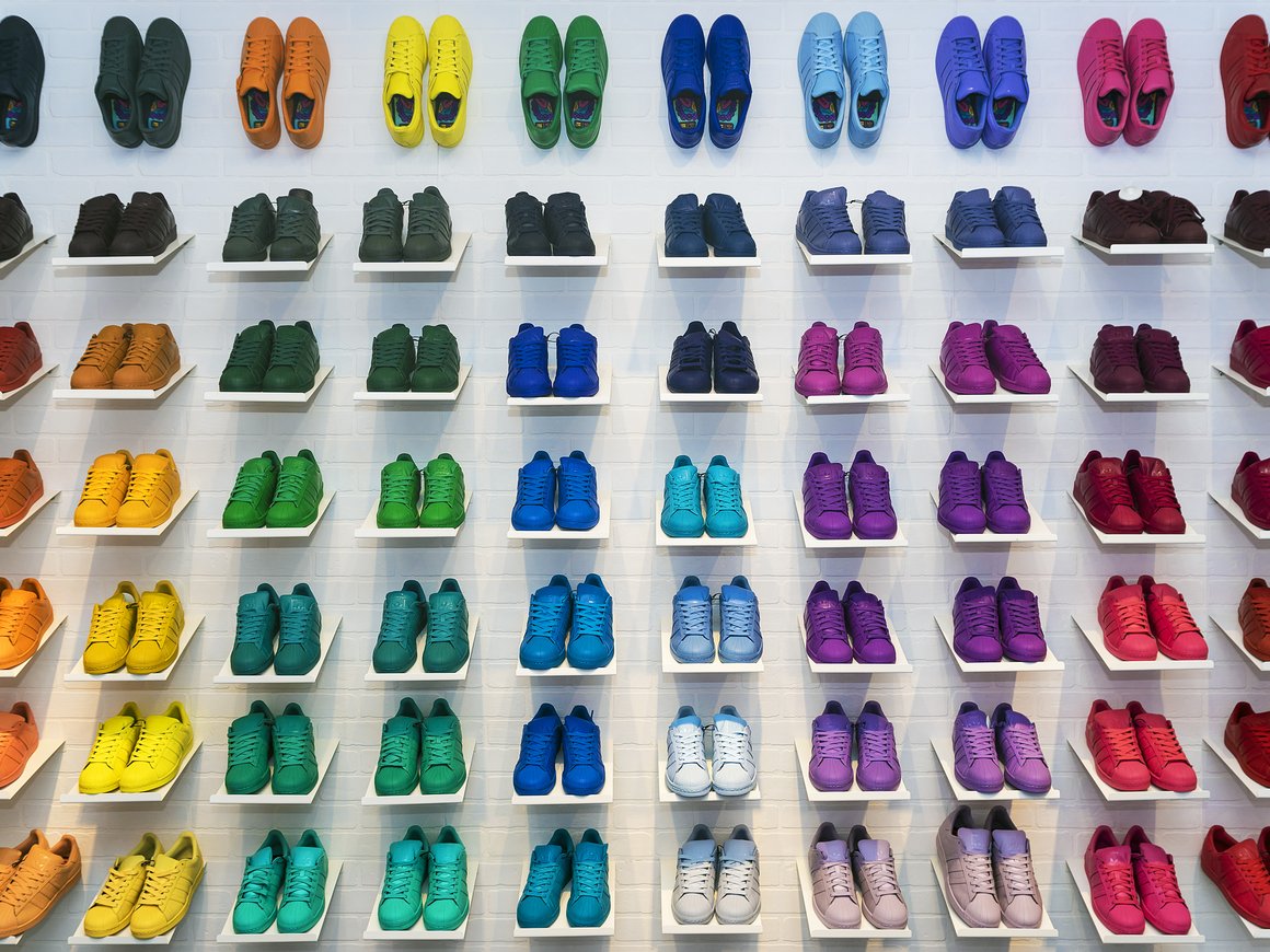 Производство спортивной обуви в России за год выросло на 65%