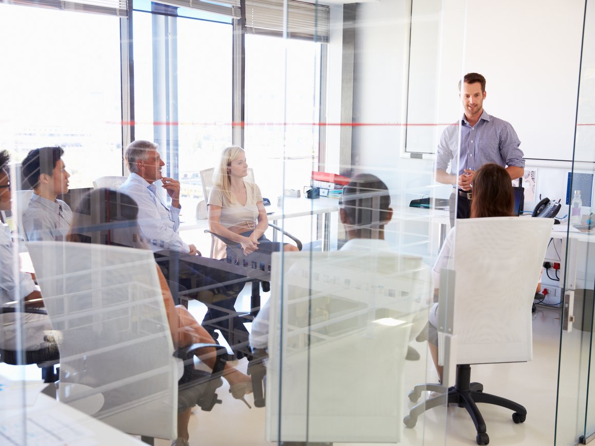 В уходящих из России компаниях работает примерно 200 тыс. человек