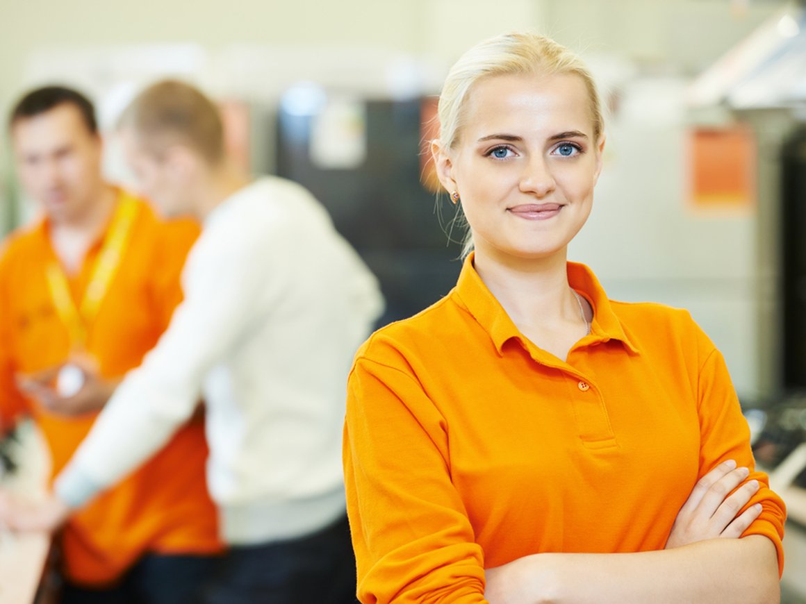 Названы самые востребованные в России профессии