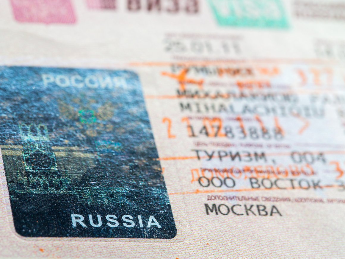 Число выданных российских турвиз в Европе за год выросло в 1,5 раза