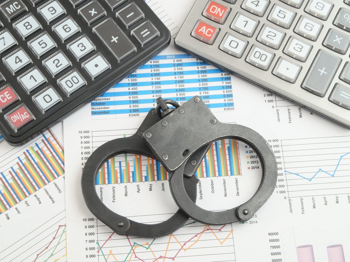 Власти могут разрешить бизнесменам вести дела во время следствия над ними