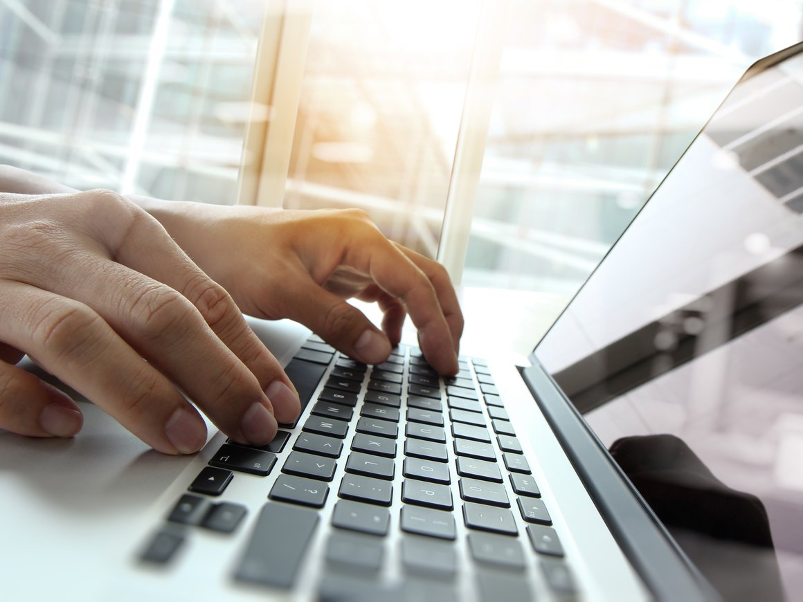 YouDo и HeadHunter запустили сервис для работы бизнеса и самозанятых