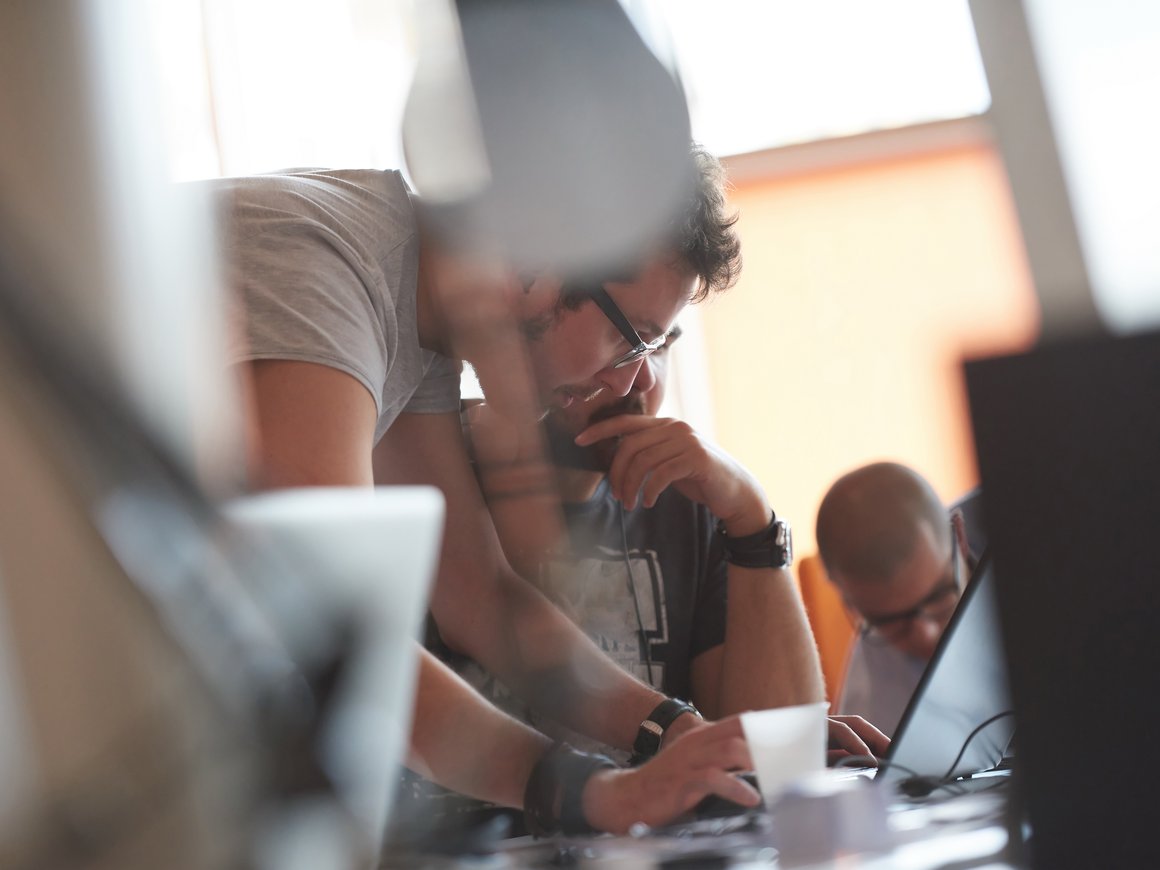 Стартовал прием заявок в акселератор фонда «Сколково» и Huawei