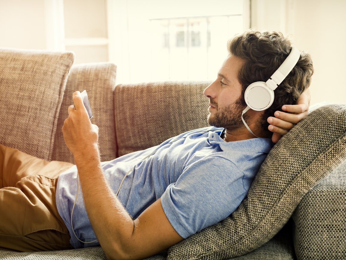 Интерес к аудиоформату, сериальное мышление, избирательность: как изменилось потребление информации