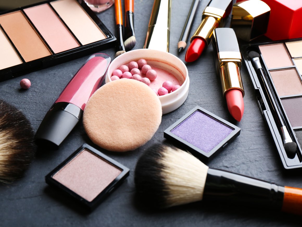 «Яндекс» запустил экспресс-доставку косметики