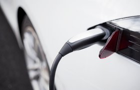 Tesla выпустит новую модель электромобиля в 2025 году — Reuters