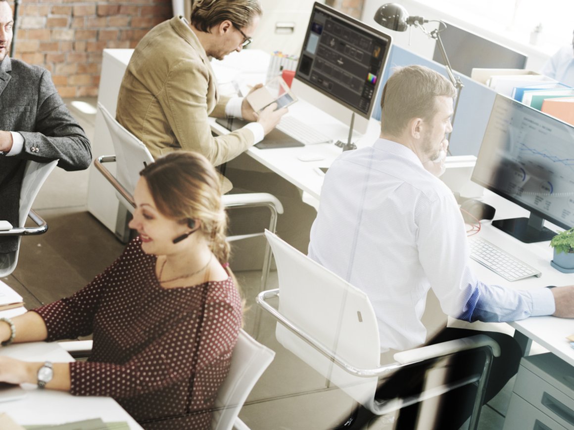 Специалисты по делопроизводству больше других хотят сменить профессию — исследование