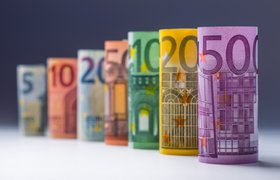 Брокер «Атон» с 3 июля ограничит вывод евро в банки России
