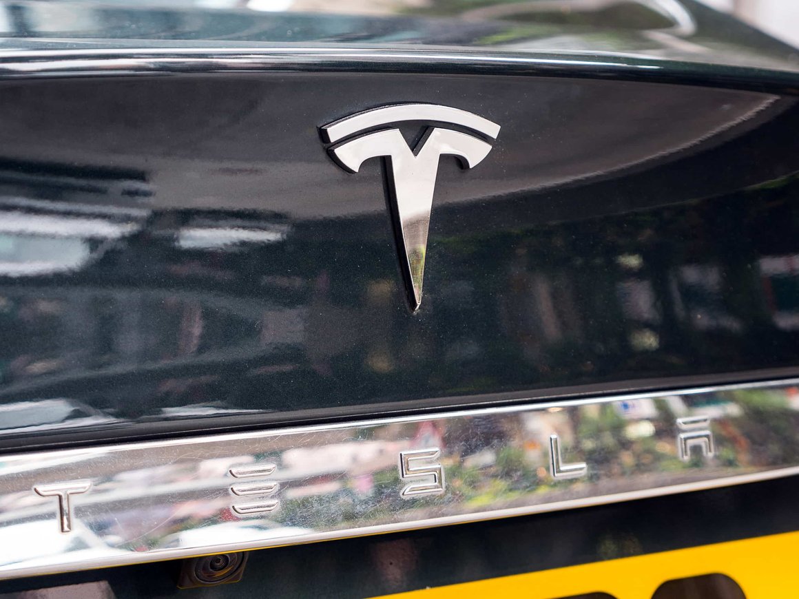 Tesla инвестирует $3 млрд в запуск производства в Индии — Financial Times