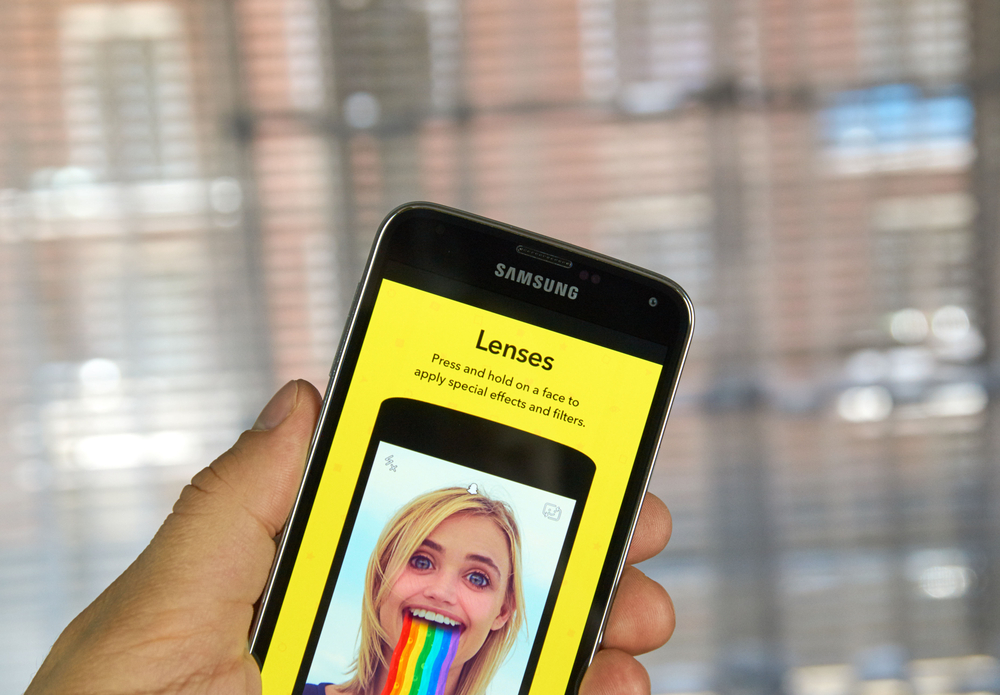 Snapchat добавил возможность нарисовать собственную AR-маску