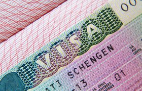 Латвия перестала принимать от россиян заявления на все типы виз