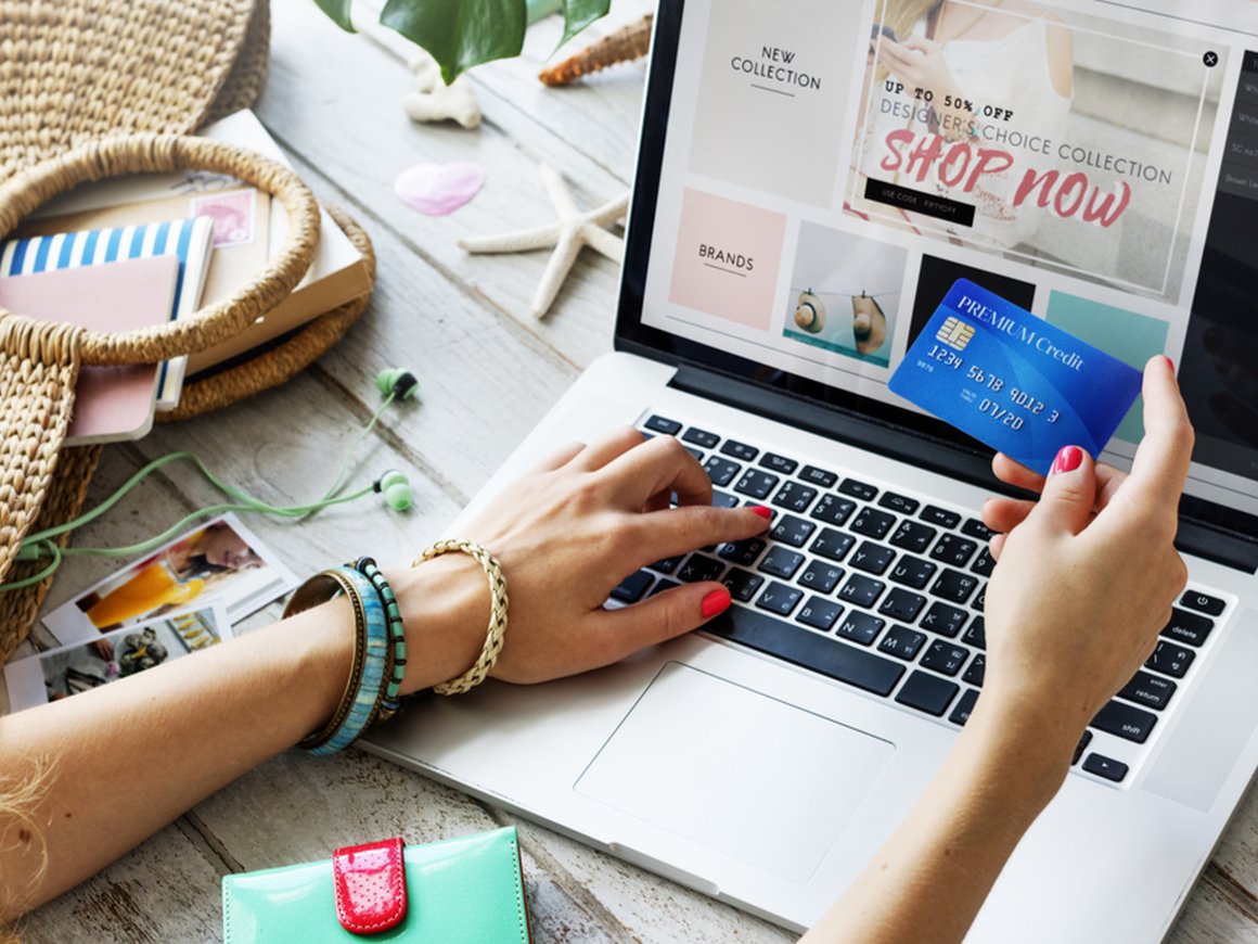 Правозащитники предложили обязать онлайн-магазины принимать наличные