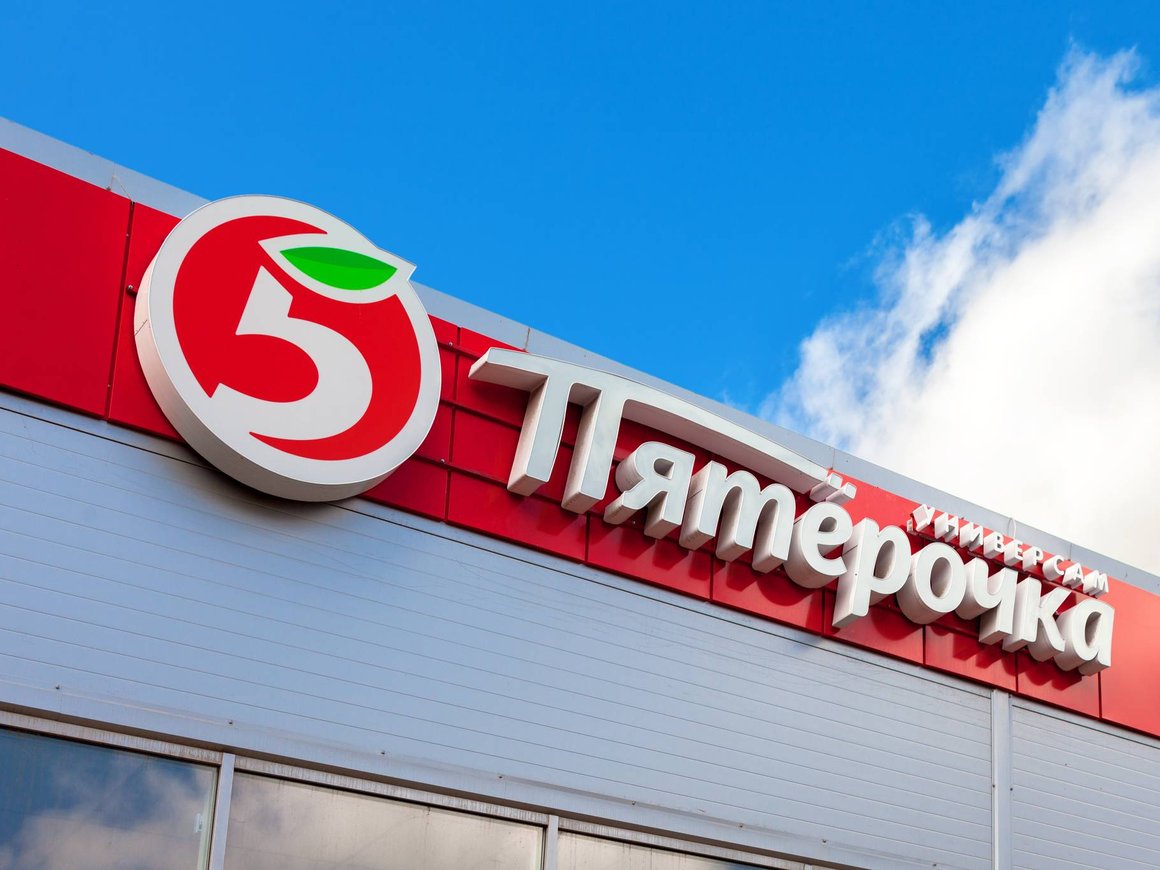 Владелец «Пятерочки» и «Перекрестка» начал нанимать сотрудников из Индии
