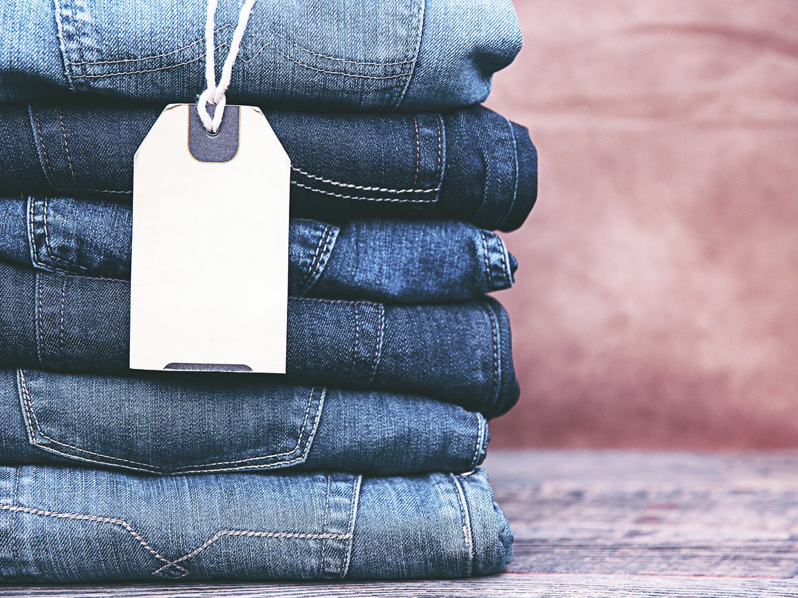 Цикличность моды: почему покупатели переходят с узких джинсов на более свободный крой