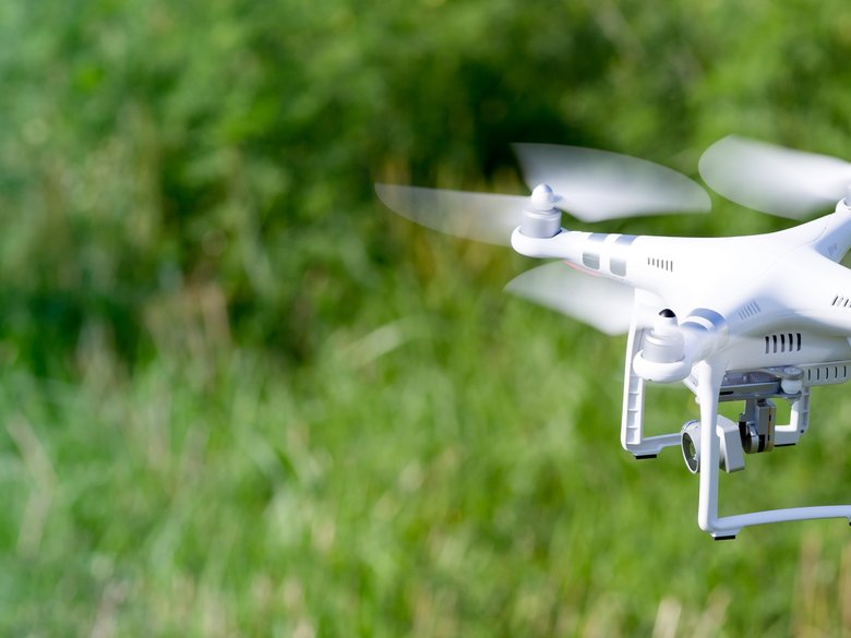 Кто и зачем использует дроны в бизнесе?
