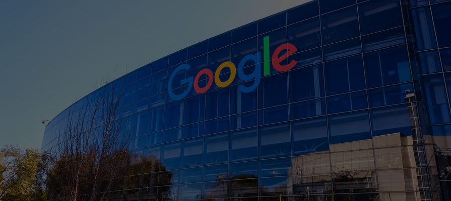 Капитализация материнской компании Google впервые достигла $1 трлн
