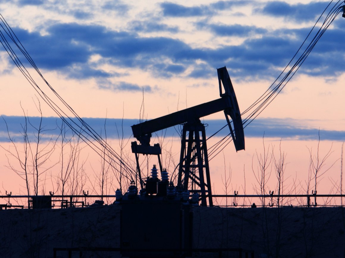 Россия стала главным поставщиком нефти в Китай — Reuters