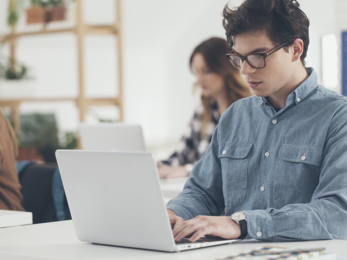 SuperJob, CODDY и Codenrock проведут онлайн-хакатон для школьников YOUNG CODERS PARTY