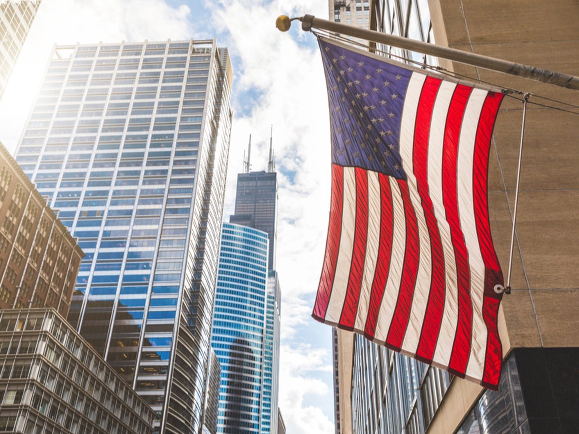 Бизнесмены США выручили от продажи акций своих компаний рекордные $63 млрд