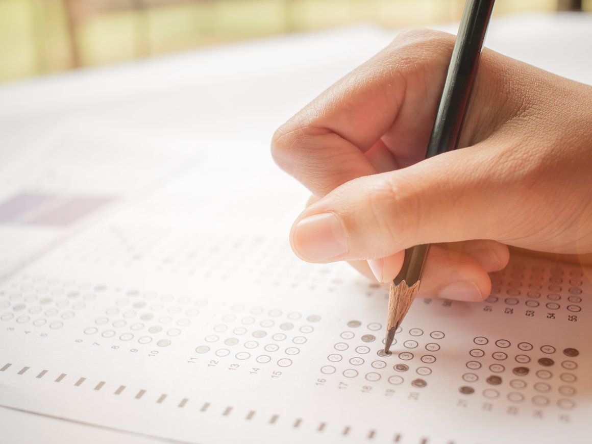 Нейросеть «Яндекса» поможет российским школьникам подготовиться к ЕГЭ по информатике