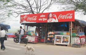 Индийский миллиардер Амбани планирует возродить конкурента Coca-Cola