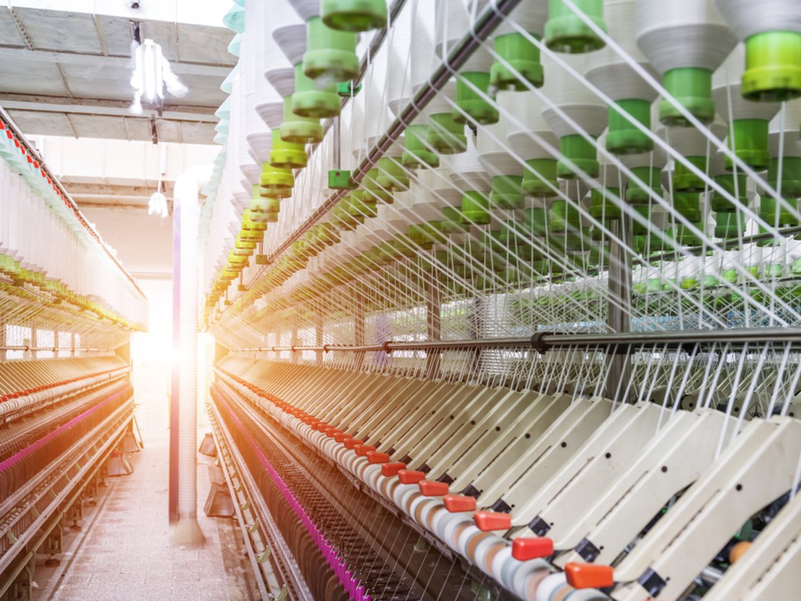 Предприятия легкой промышленности получат 1 млрд рублей субсидий