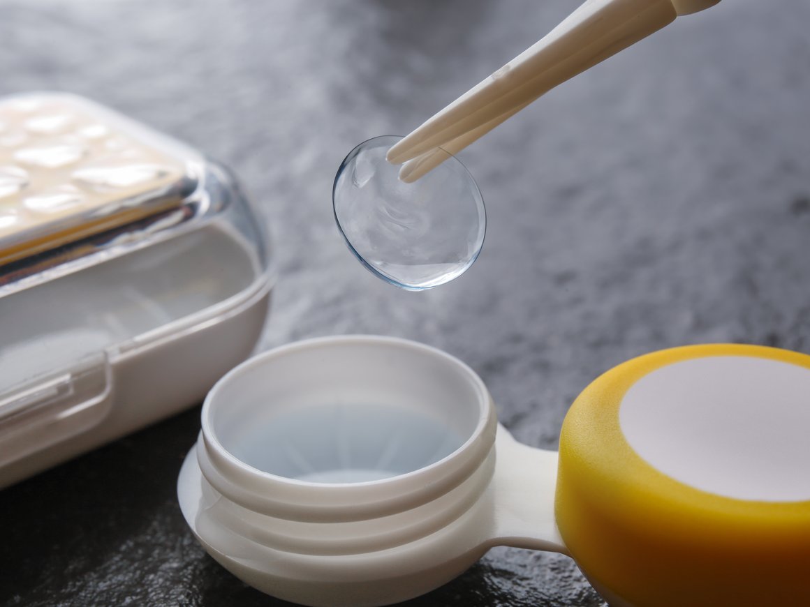 Минпромторг разрешит поставлять контактные линзы по параллельному импорту