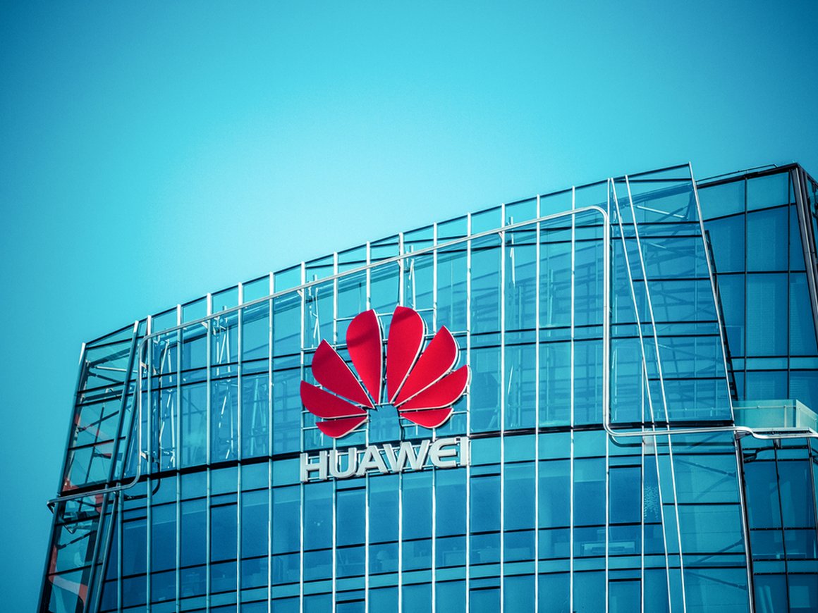 СМИ: Huawei откроет второй офис в Москве