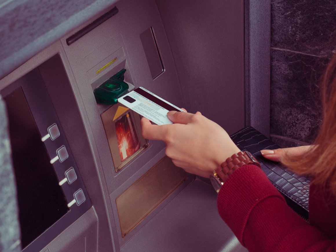 Банки начнут закупать банкоматы на российских «Эльбрусах» из-за дефицита импортных