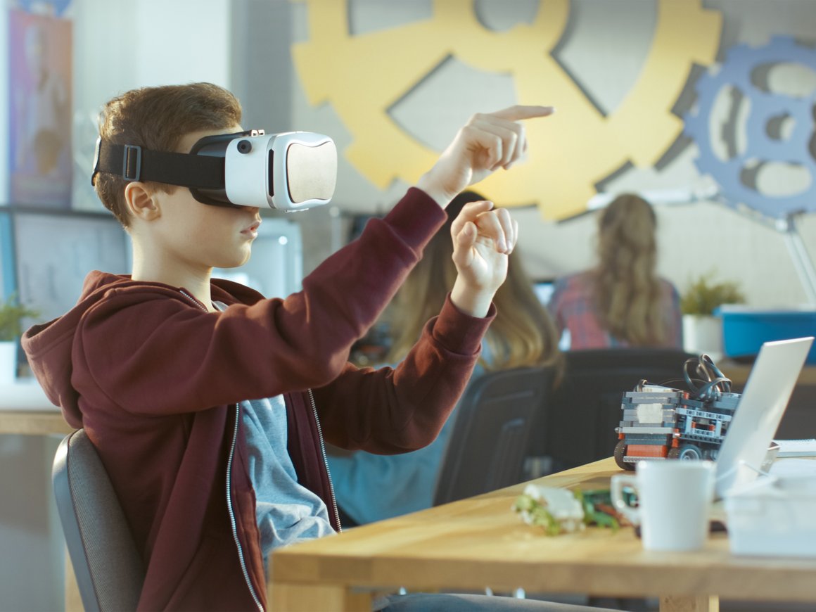 Власти РФ намерены поддержать разработчиков видеоигр в беспилотники