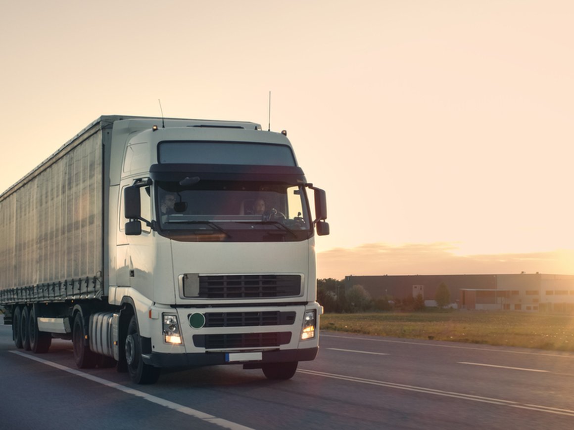 «Мегафон» запустил платформу для отправки грузов по России