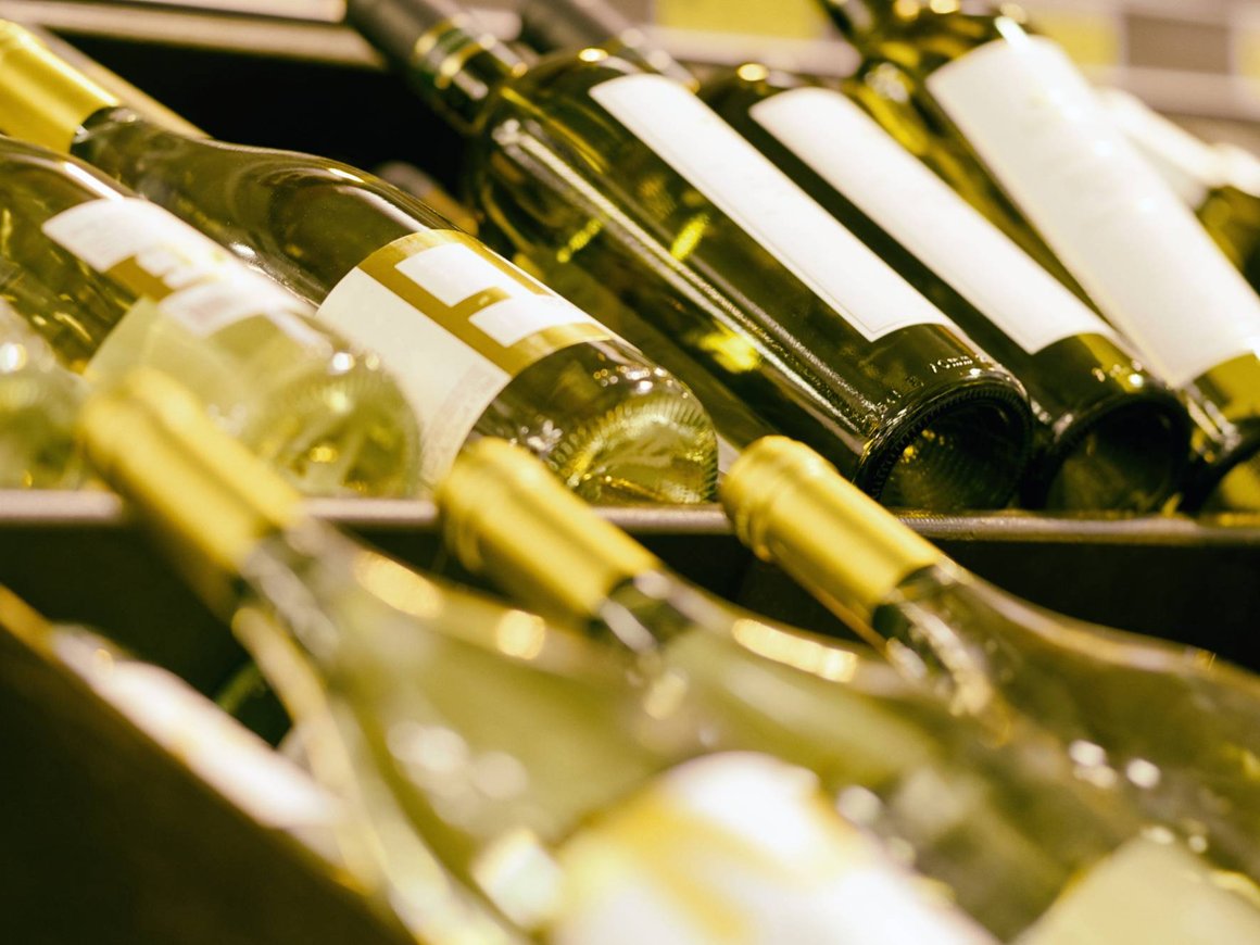 Спрос на алкоголь в Вологодской области упал на 50% после введения ограничений