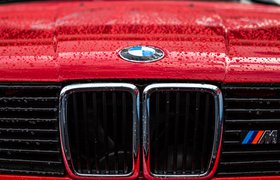 BMW вырвалась в лидеры по продажам автомобилей премиум-класса