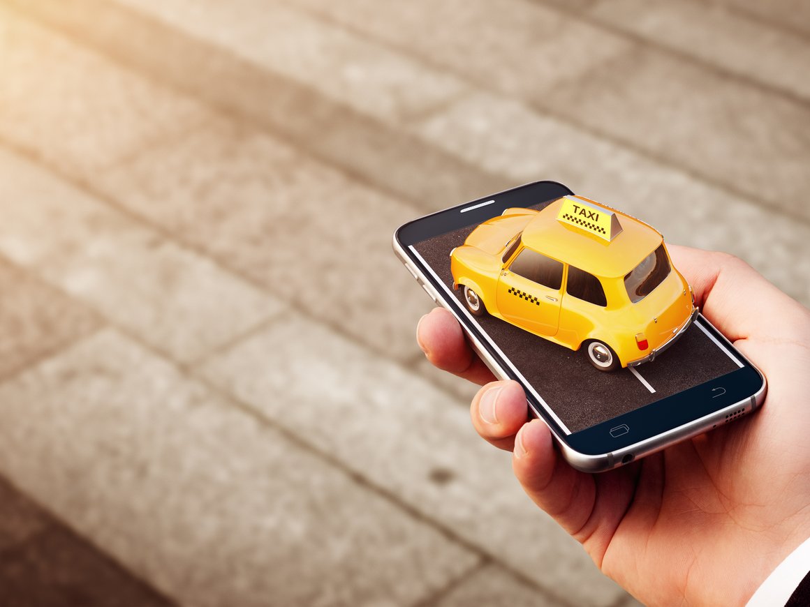 Названы лучшие сервисы по заказу такси