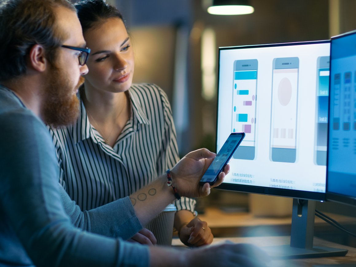 Эксперты рассказали о зарплатах разработчиков приложений в России