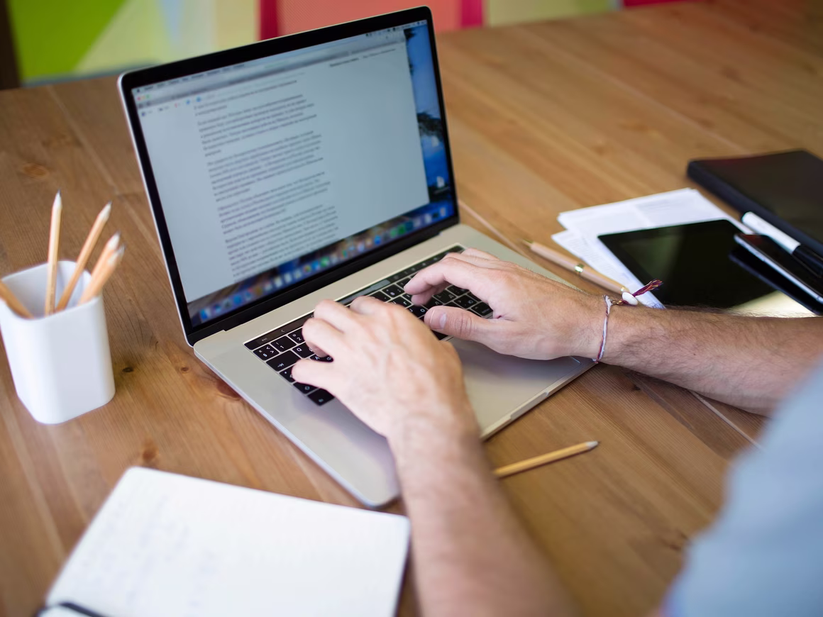 Как ИИ-копирайтеры меняют SEO