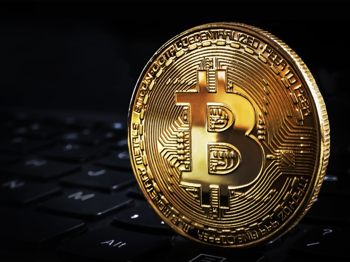 Курс биткоина на бирже Binance превысил $50 тыс. впервые с 2021 года