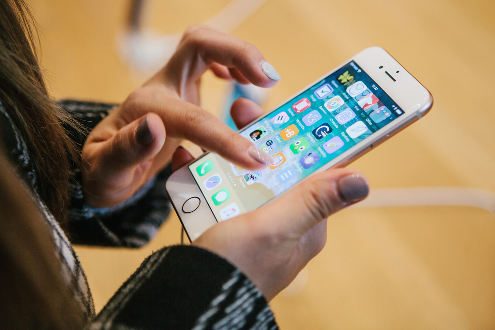СМИ: Apple ограничила онлайн-продажи iPhone