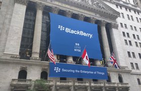 Акции BlackBerry подорожали на 18% после сообщения о возможной продаже — Reuters