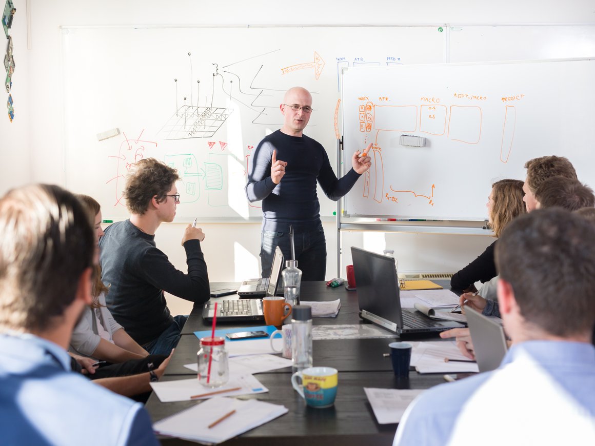 Акселератор «Носороги НТИ» открыл прием заявок