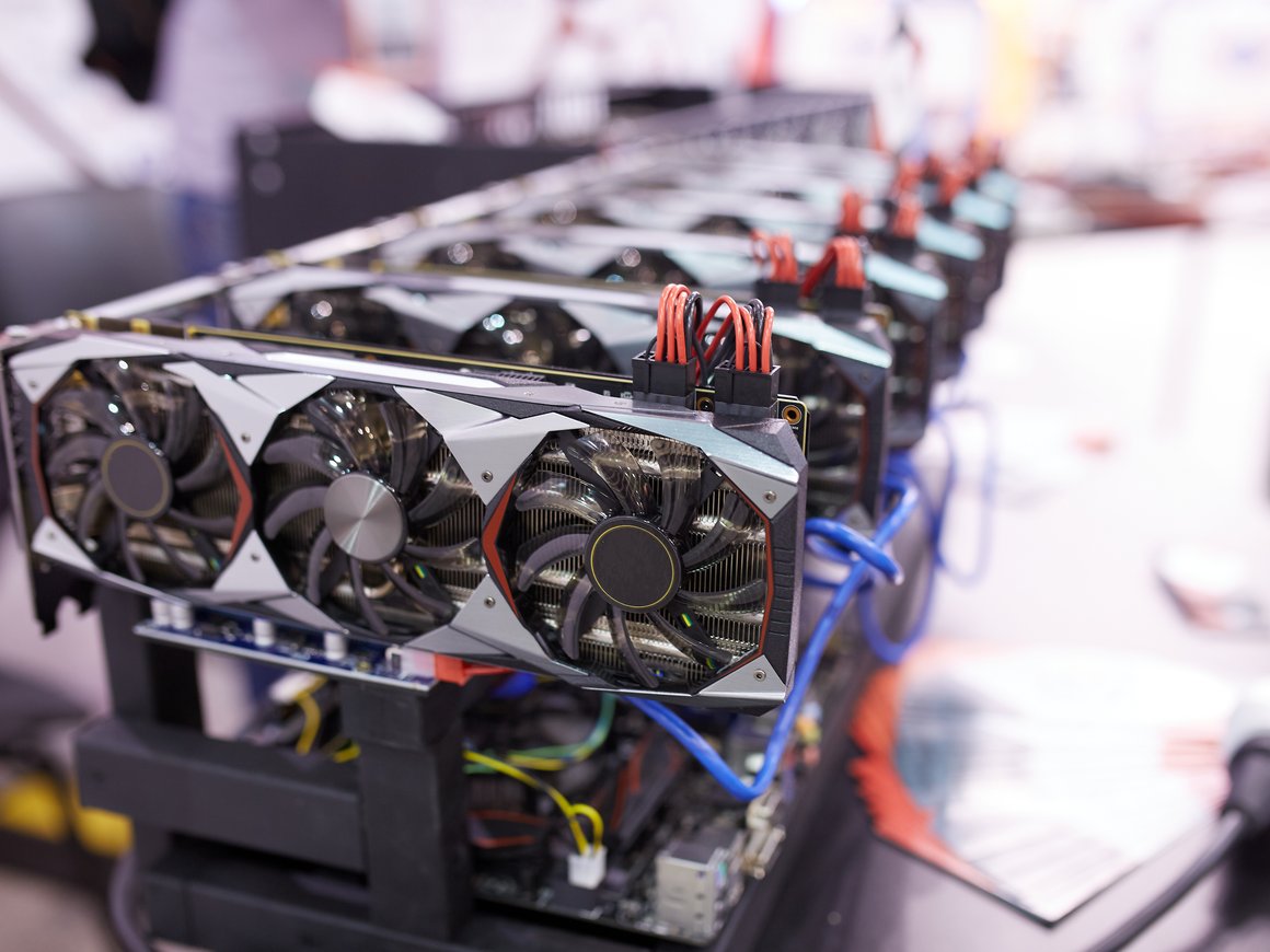 Владимир Путин поддержал идею разрешить майнинг в регионах с профицитом электроэнергии