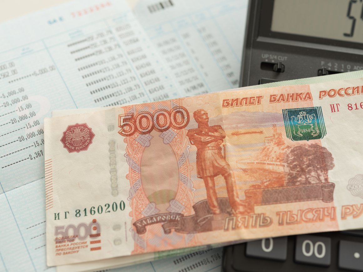 НДФЛ для релокантов: какие изменения в Налоговом кодексе ждут удаленщиков