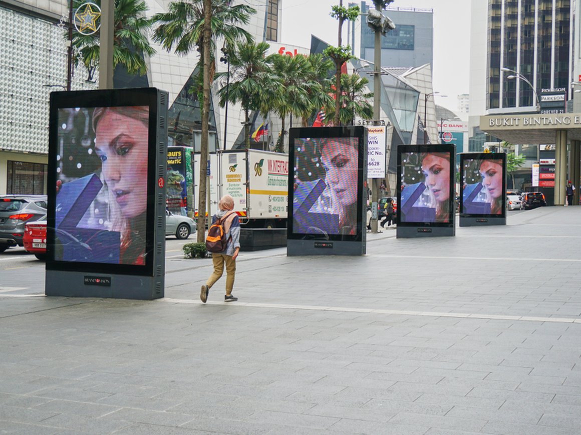 Gallery и Weborama запустили решение для аудита наружной рекламы в режиме реального времени