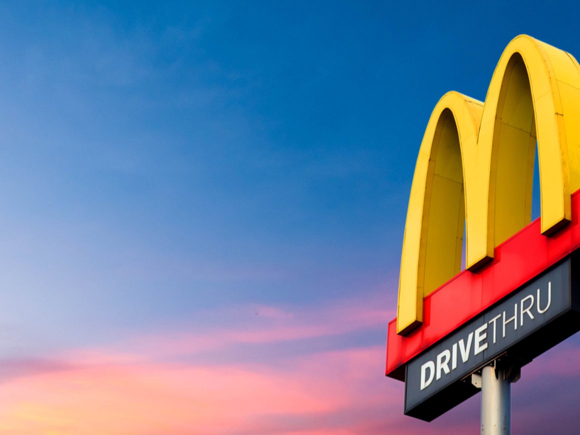 Заказал в онлайн, получил в офлайн: McDonald’s захотел открыть ресторан в метавселенной
