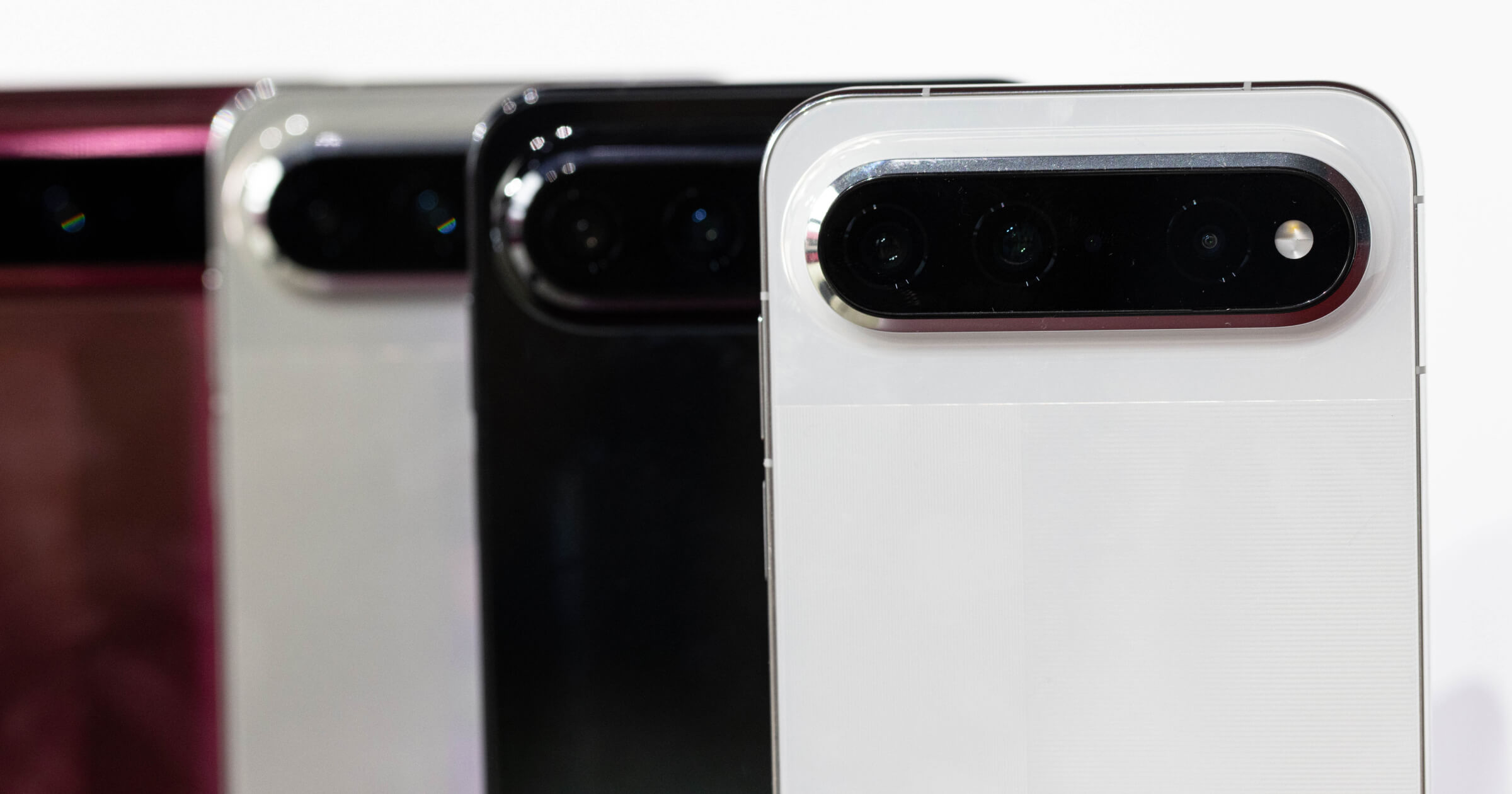 Huawei возглавила рынок смартфонов Китая с долей более 21% — при этом продажи других брендов падают