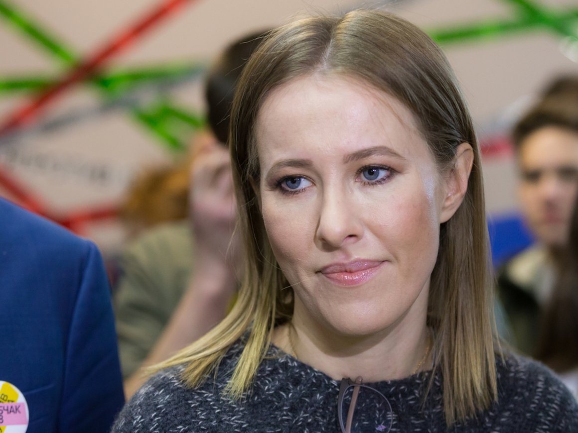 СМИ: Собчак вышла из сделки по покупке крабового бизнеса